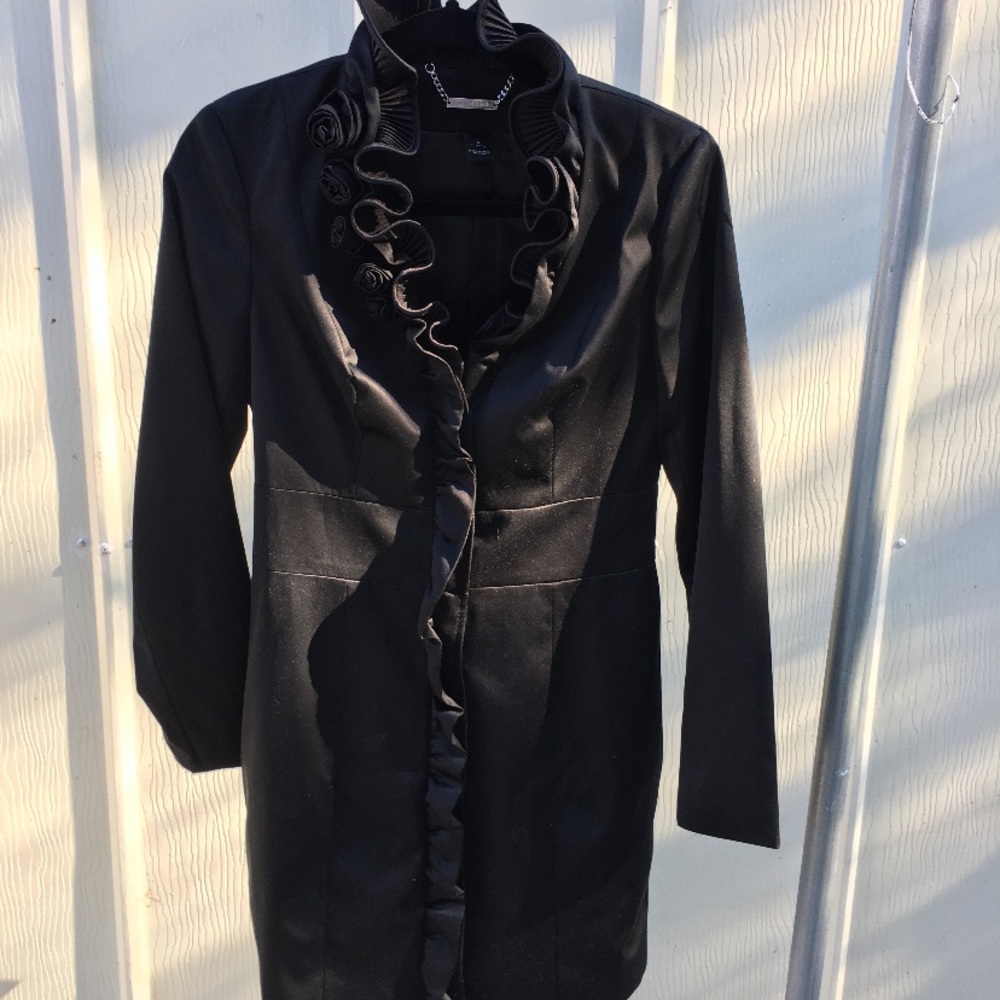 White House Black Market floral / rosette coat